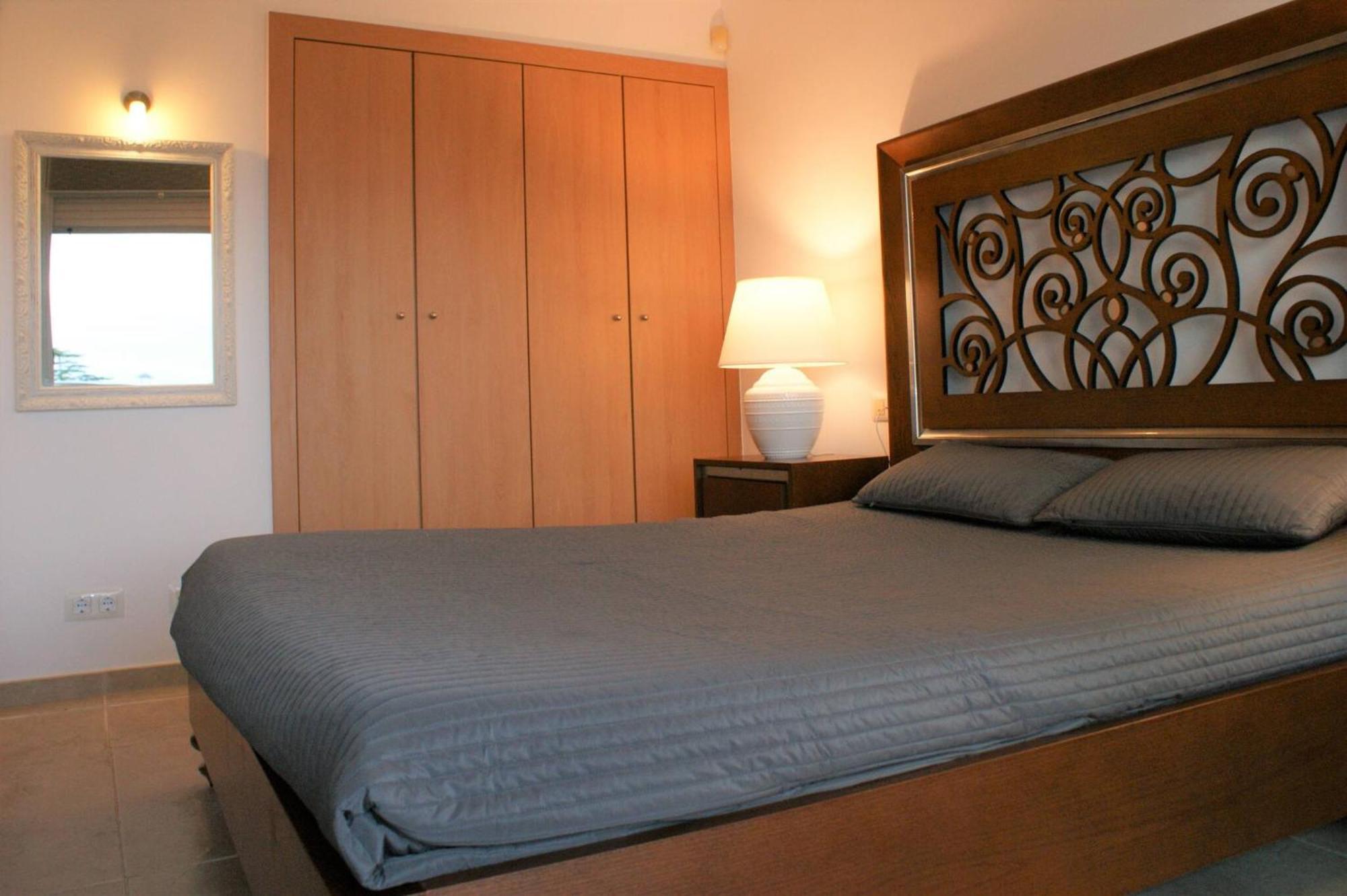 Apartamento En Roses Con Vistas Al Canal Y Piscina מראה חיצוני תמונה